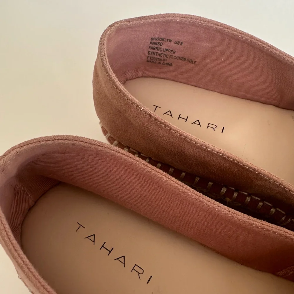 NEW Tahari Brooklyn Pink Faux Suede Cuban Gold Chain Platform Espadrilles Size 8